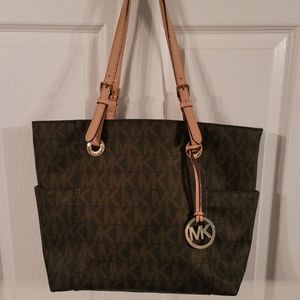 Michael Kors Signature Tote